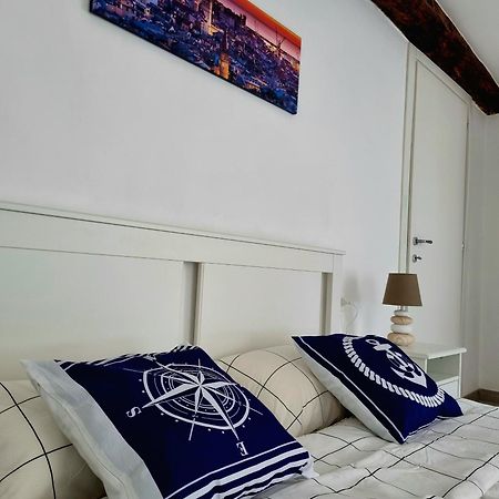 Zenin Airport 'Genova Aeroporto' Apartment Luaran gambar