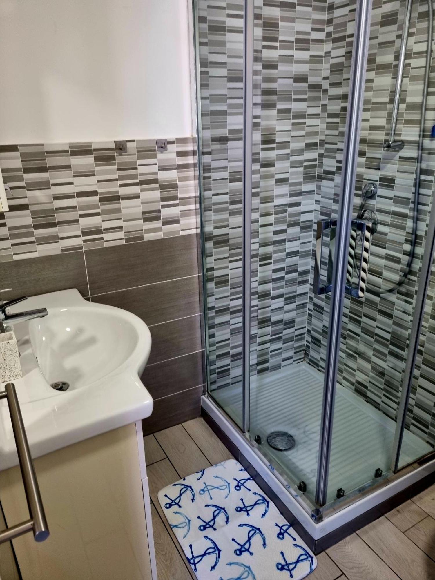 Zenin Airport 'Genova Aeroporto' Apartment Luaran gambar